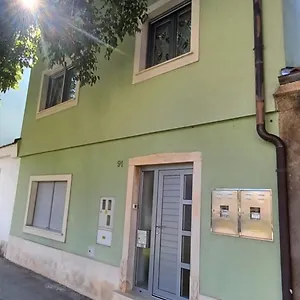 https://vile-park-apartments-pula.pula-hotels.org